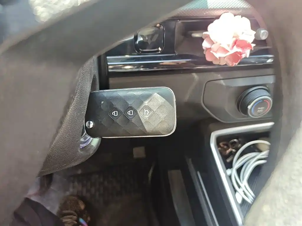Wuling Motors Wuling Xingchi 2024 2022 1.5L Manual Freedom Edition