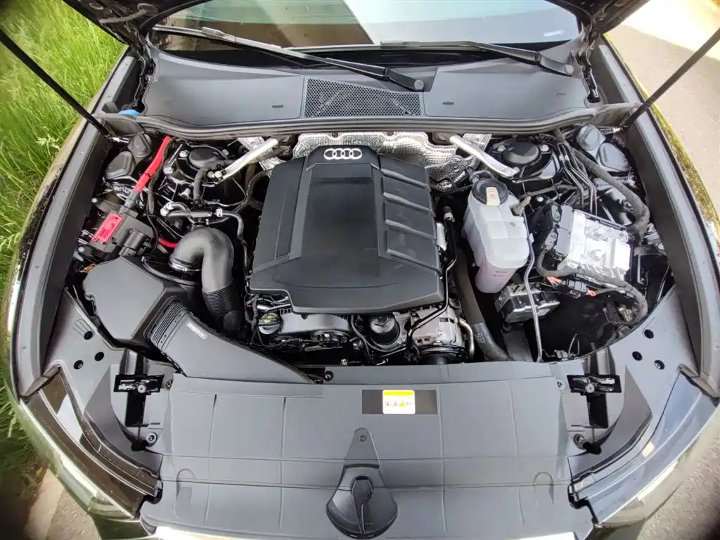 Audi A6L 2023 45 TFSI Premium Selection Dynamic фото 5