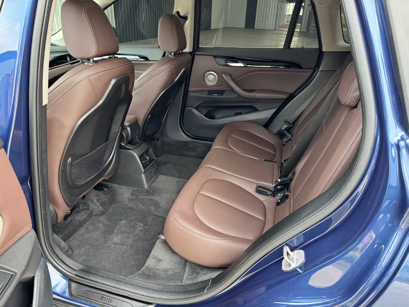 BMW X1 2022 sDrive25Li Leading фото 6