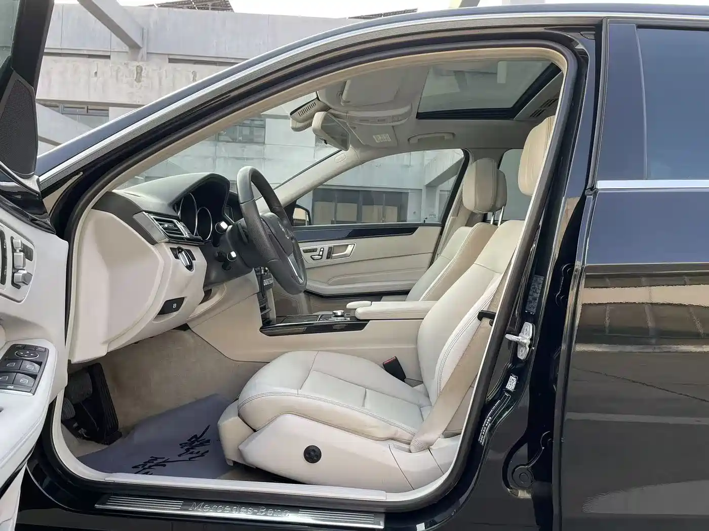 Mercedes-Benz E-Class 2014 Facelift E 260 L Sport фото 4