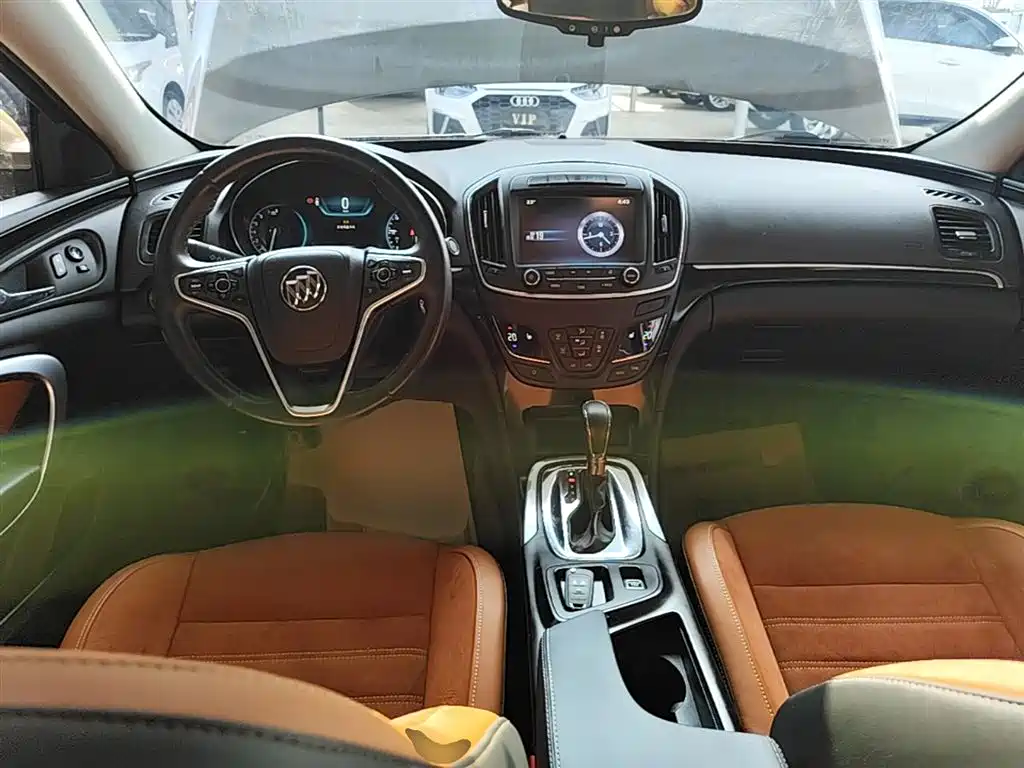 Buick Regal 2015 1.6T Elite Tech Edition фото 10