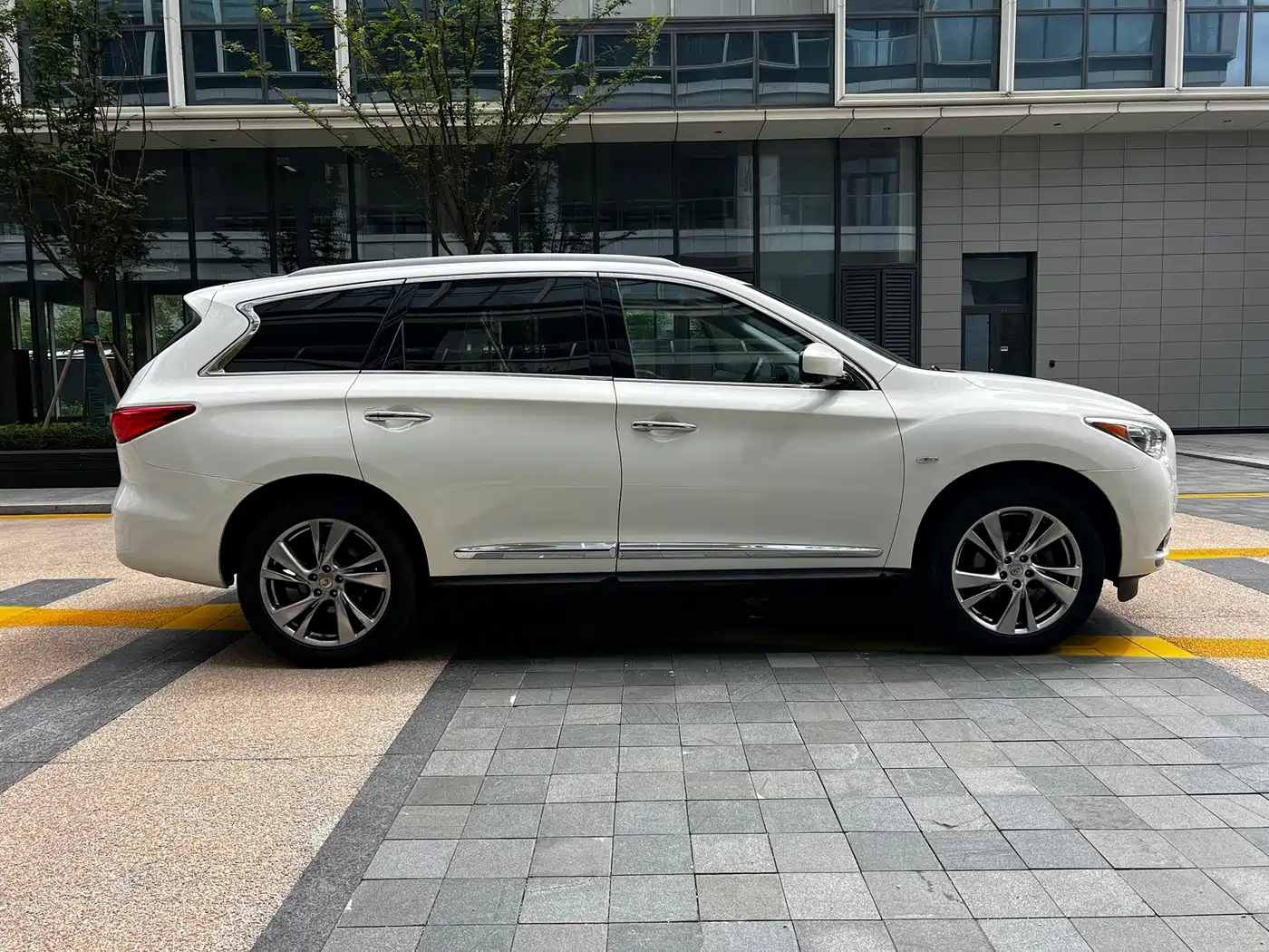 Infiniti JX 2013 2013 JX35 2WD Excellence Edition