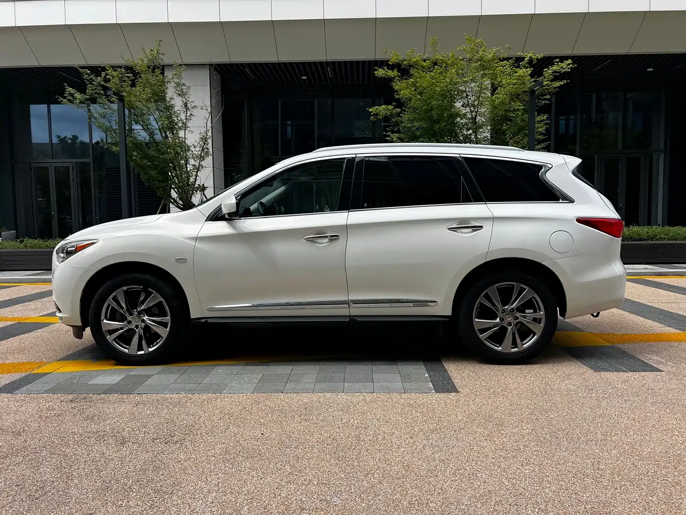 Infiniti JX 2013 2013 JX35 2WD Excellence Edition