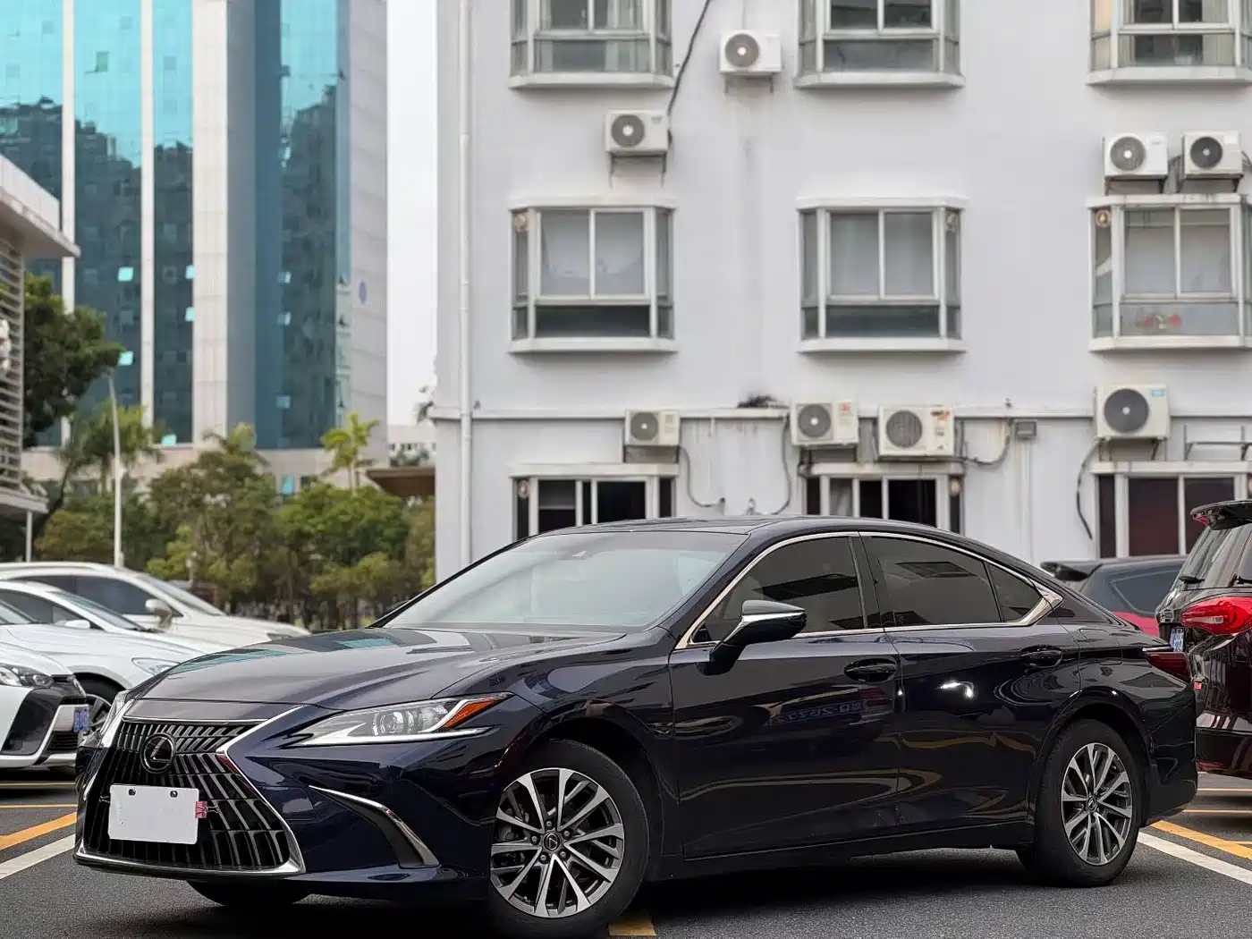 LEXUS ES 2023