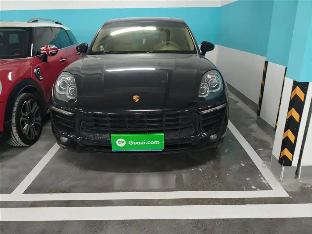 Porsche Macan 2016 Macan 2.0T фото 2