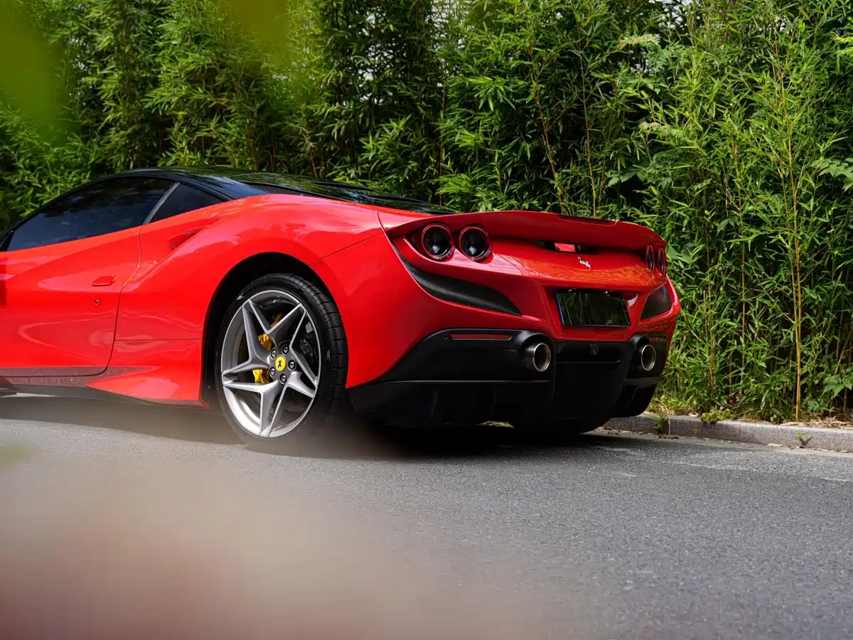 Ferrari F8 2021 2019 Tributo 3.9T V8