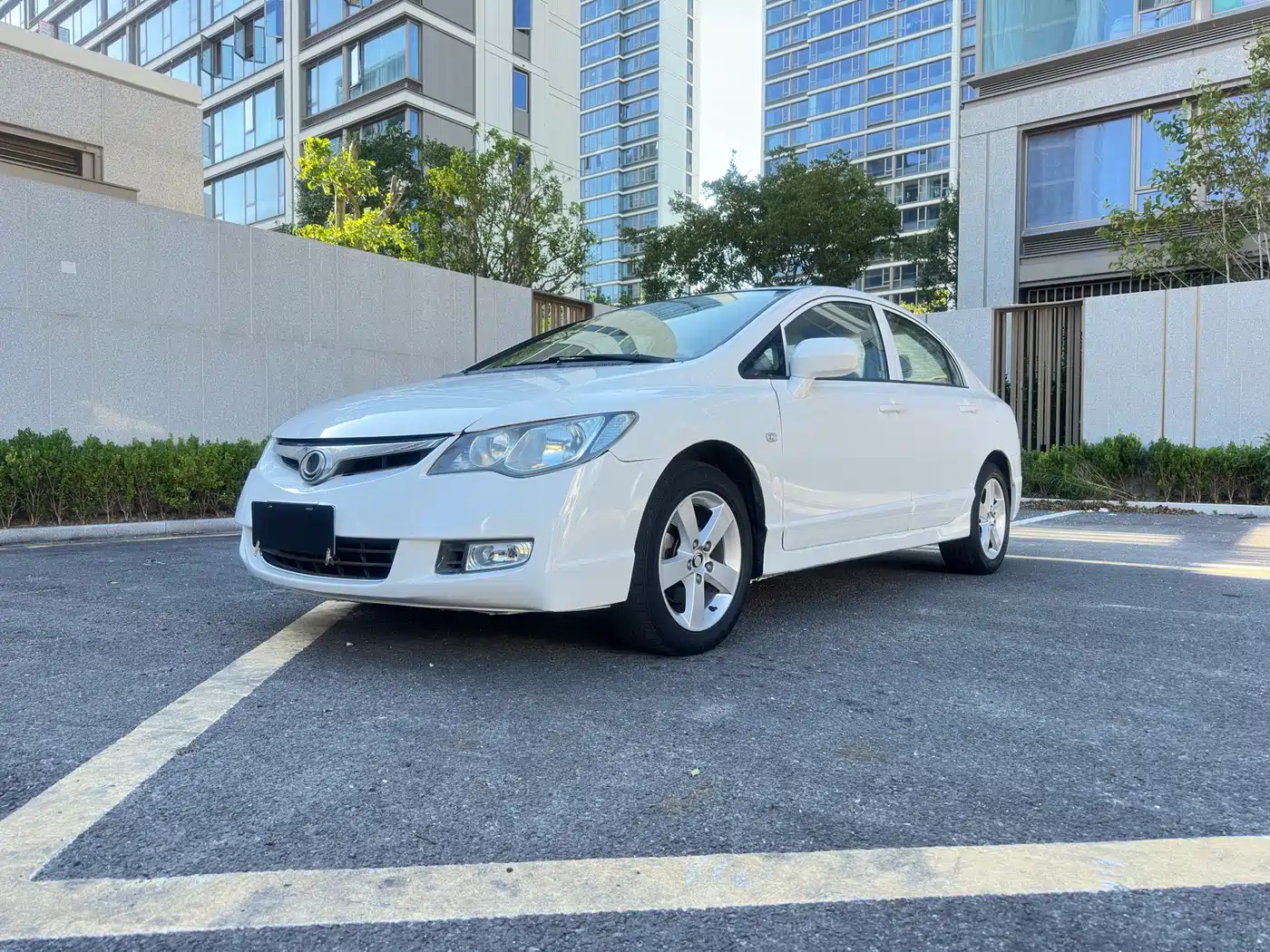 CIIMO CIIMO 2013 2012 1.8L Automatic