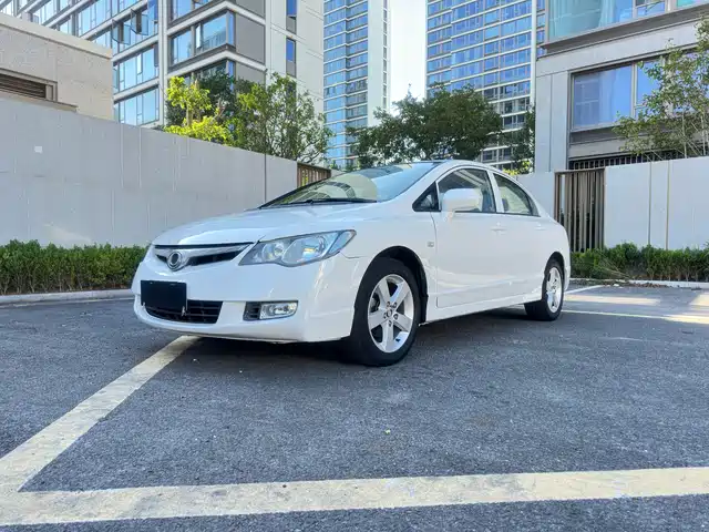  CIIMO CIIMO 2012 1.8L Automatic