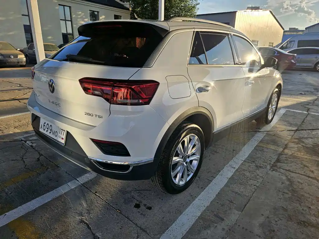Volkswagen T-ROC 2023 2022 280TSI DSG 2WD Comfort PLUS