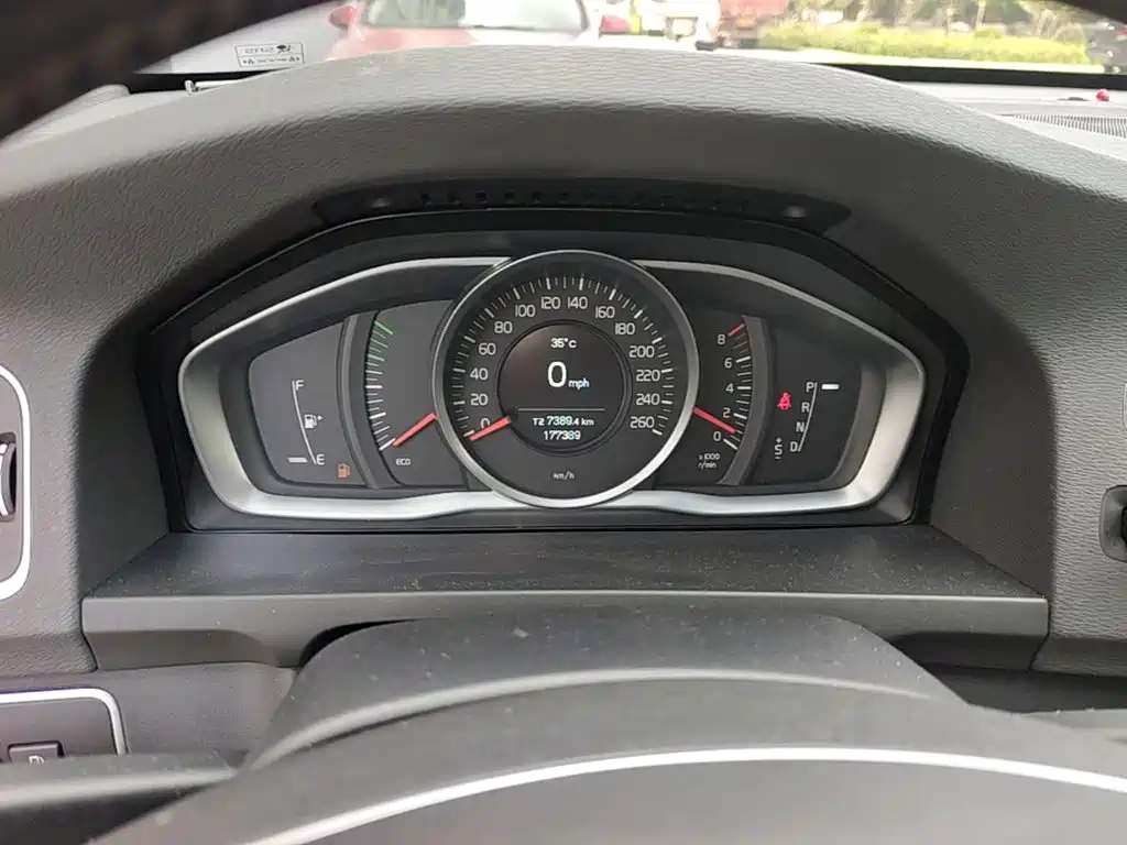 Volvo S60 2015 2015 S60L 2.0T Smart Vision