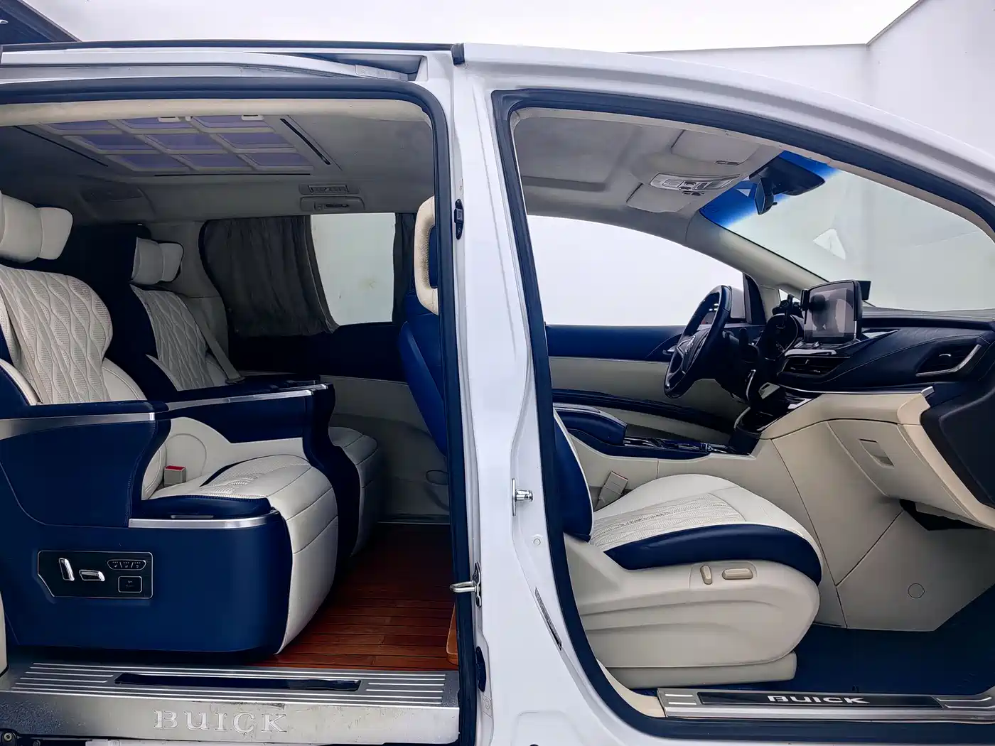 Buick GL8 2021 Land Business Class 652T Comfort фото 13