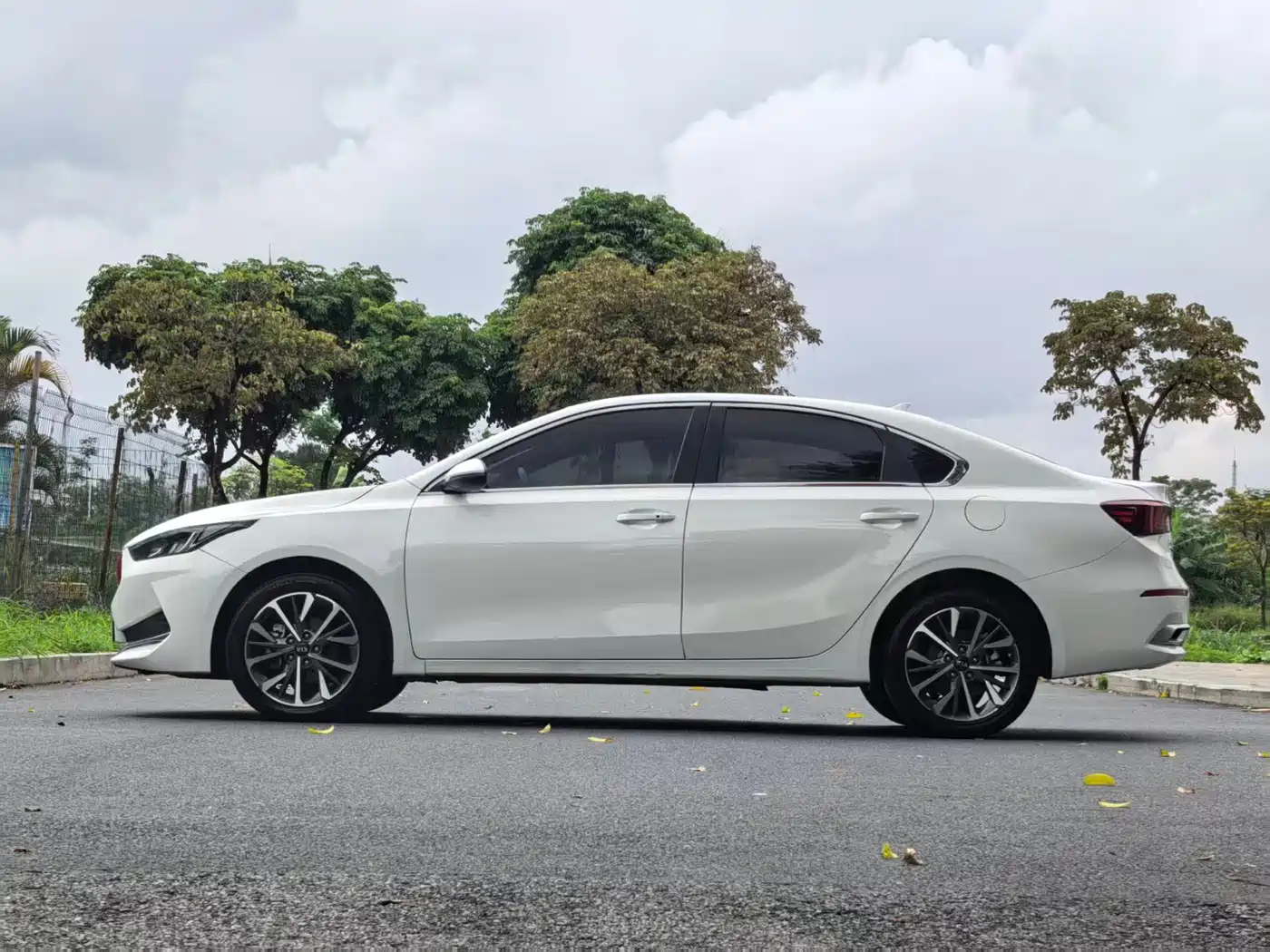 Kia K3 2020 1.4T DCT New Edge Sport Version фото 9