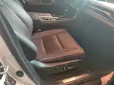 Photo 25 - Lexus RX