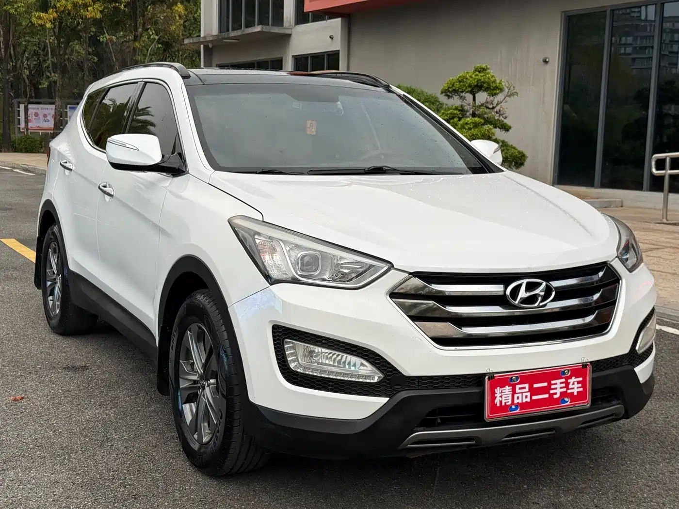 Hyundai Santa Fe 2013 Model 2.4L Automatic 2WD Smart фото 3