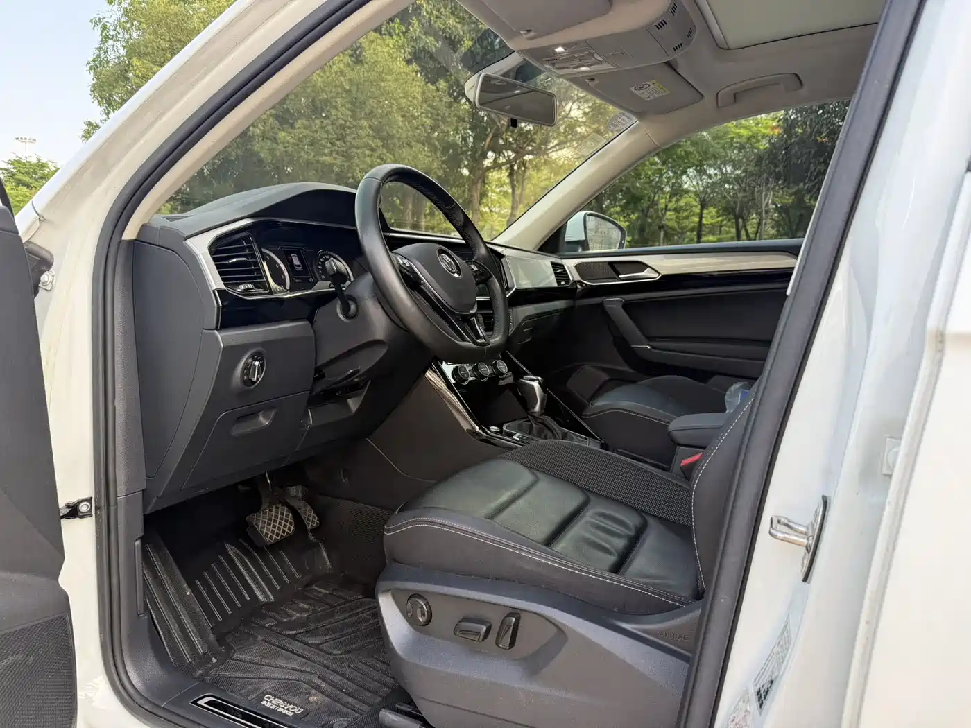 Volkswagen Tayron 2019 Expedition 280TSI 2WD Luxury (China VI) фото 4