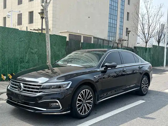 VOLKSWAGEN HUIANG