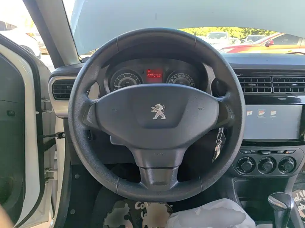 Peugeot 301 2016 2016 1.6L Auto Comfort Edition
