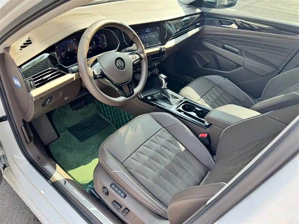 Volkswagen Passat 2019 Model 330TSI Luxury Edition China V фото 11