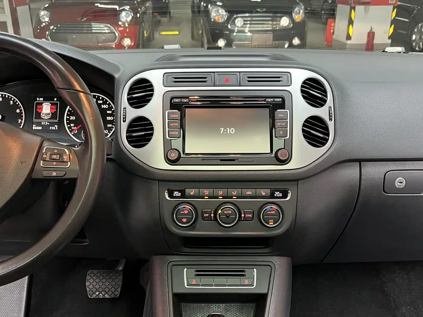 Volkswagen Tiguan 2015 1.8TSI Automatic 2WD Highline фото 19