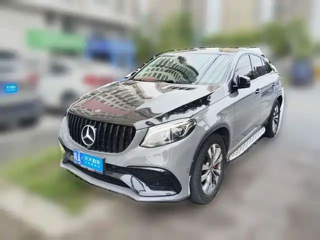 Mercedes-Benz GLE Coupe 2018 GLE 400 4MATIC Coupe SUV — фото 1