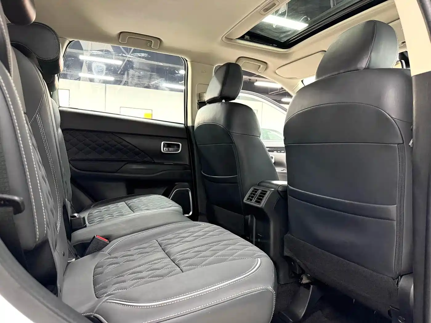Mitsubishi Outlander 2021 2.0L FWD Comfort Edition 5-seater фото 8
