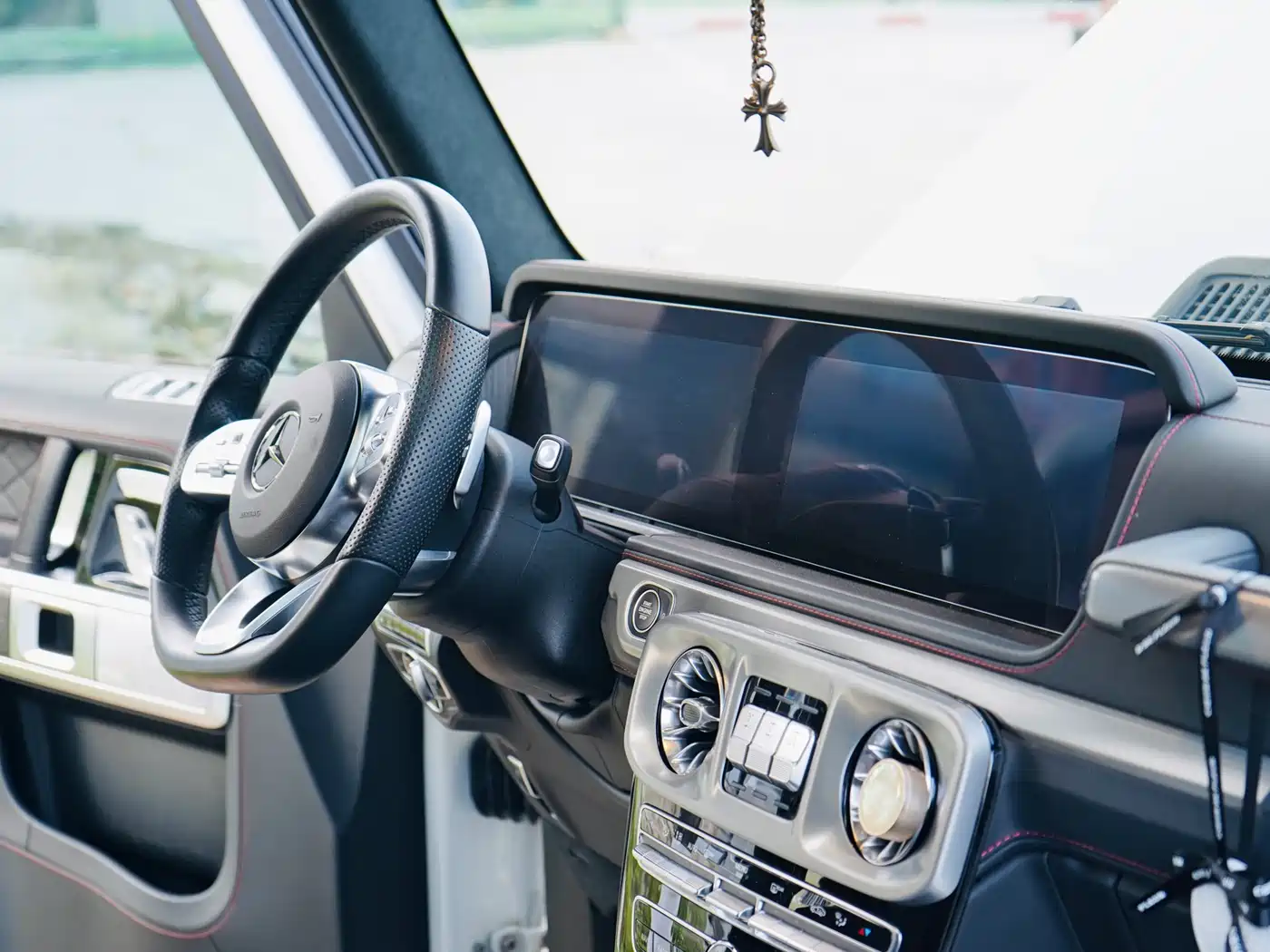 Mercedes-Benz G-Class 2024 G 500 фото 14