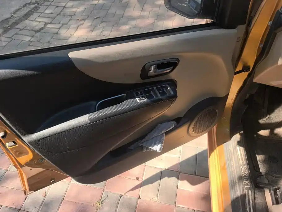 Suzuki Alto 2013 2009 1.0L Auto Luxury