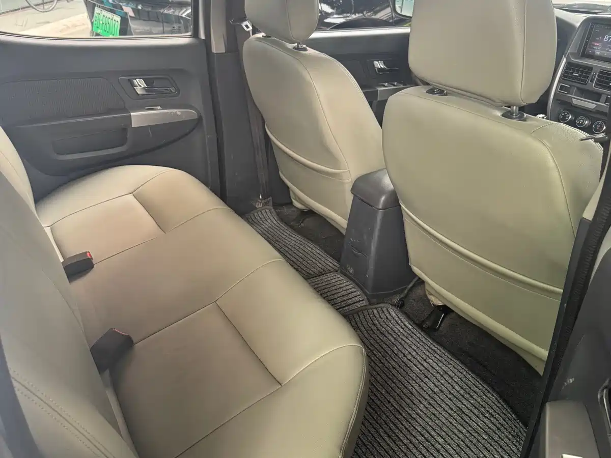 Dongfeng Ruiqi 2016 2015 2.4L Elite Edition Petrol 2WD Standard ZG24