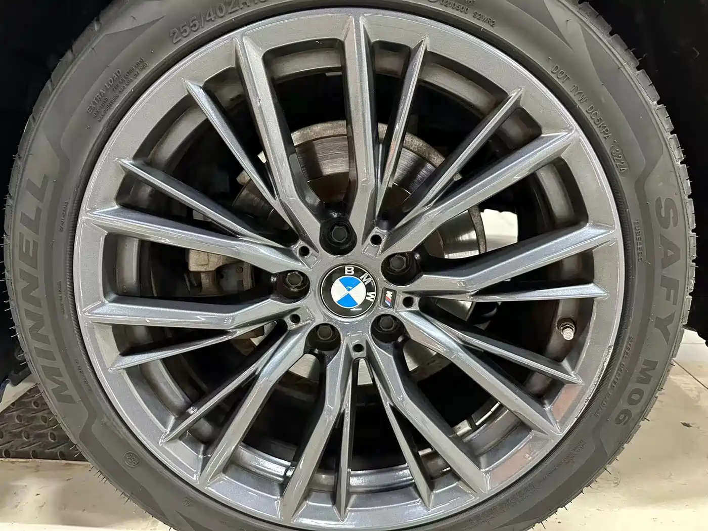 BMW 3 Series 2021 Facelift 325Li M Sport Shadow Edition фото 15