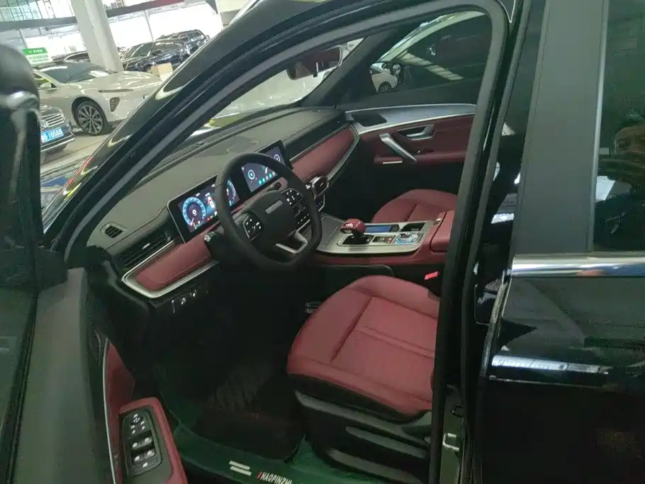 Jetour X70 PLUS 2025 2025 Champion Edition 1.5T DCT Champion PRO 7-seater