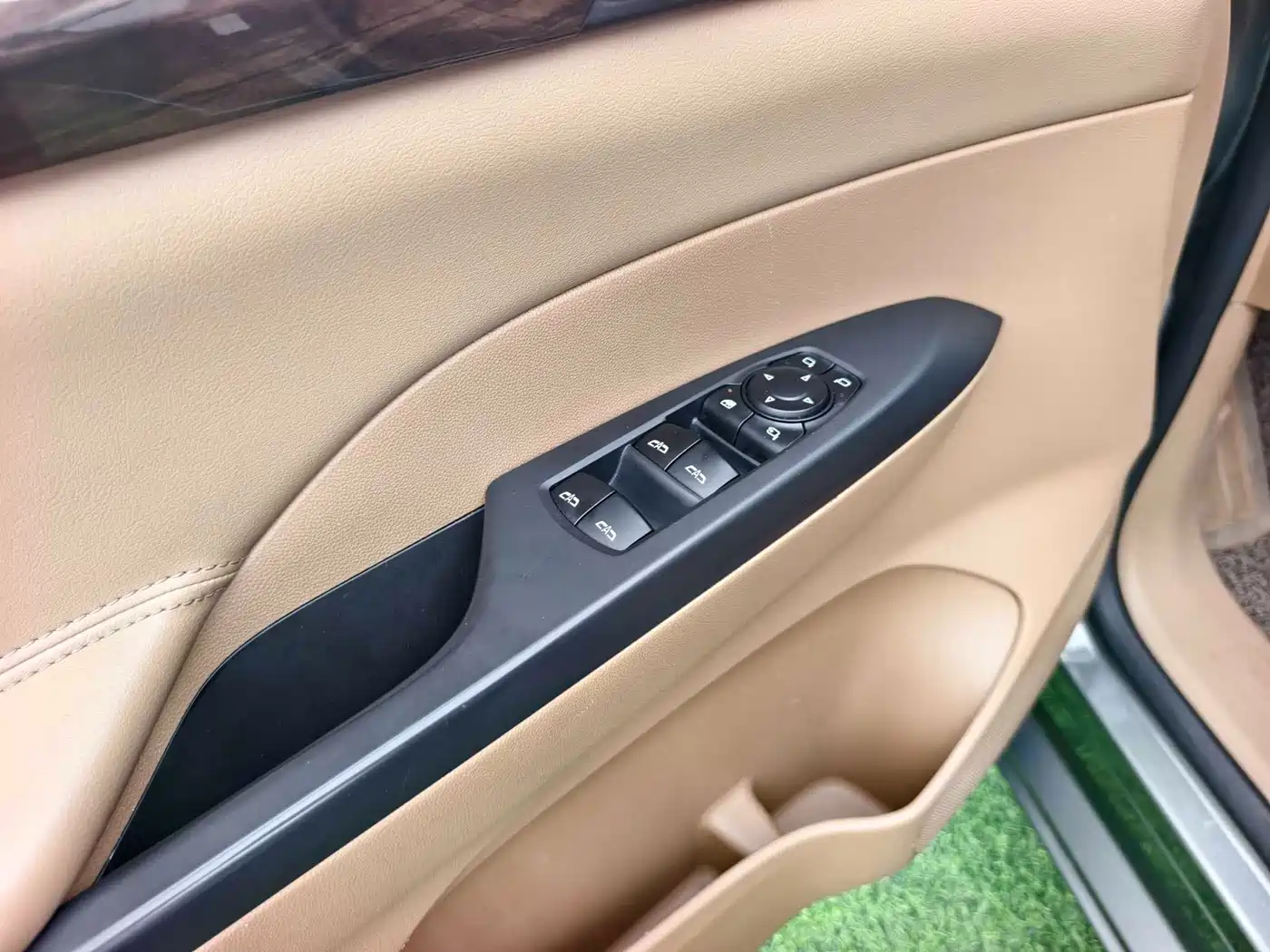 Buick GL8 2017 ES 28T Luxury China V фото 6