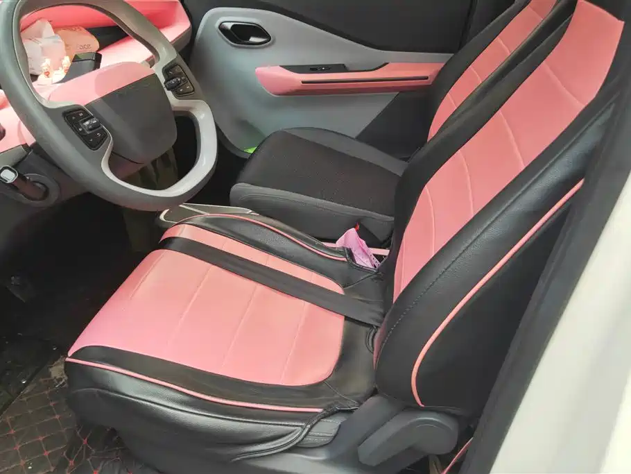 BAOJUN E200