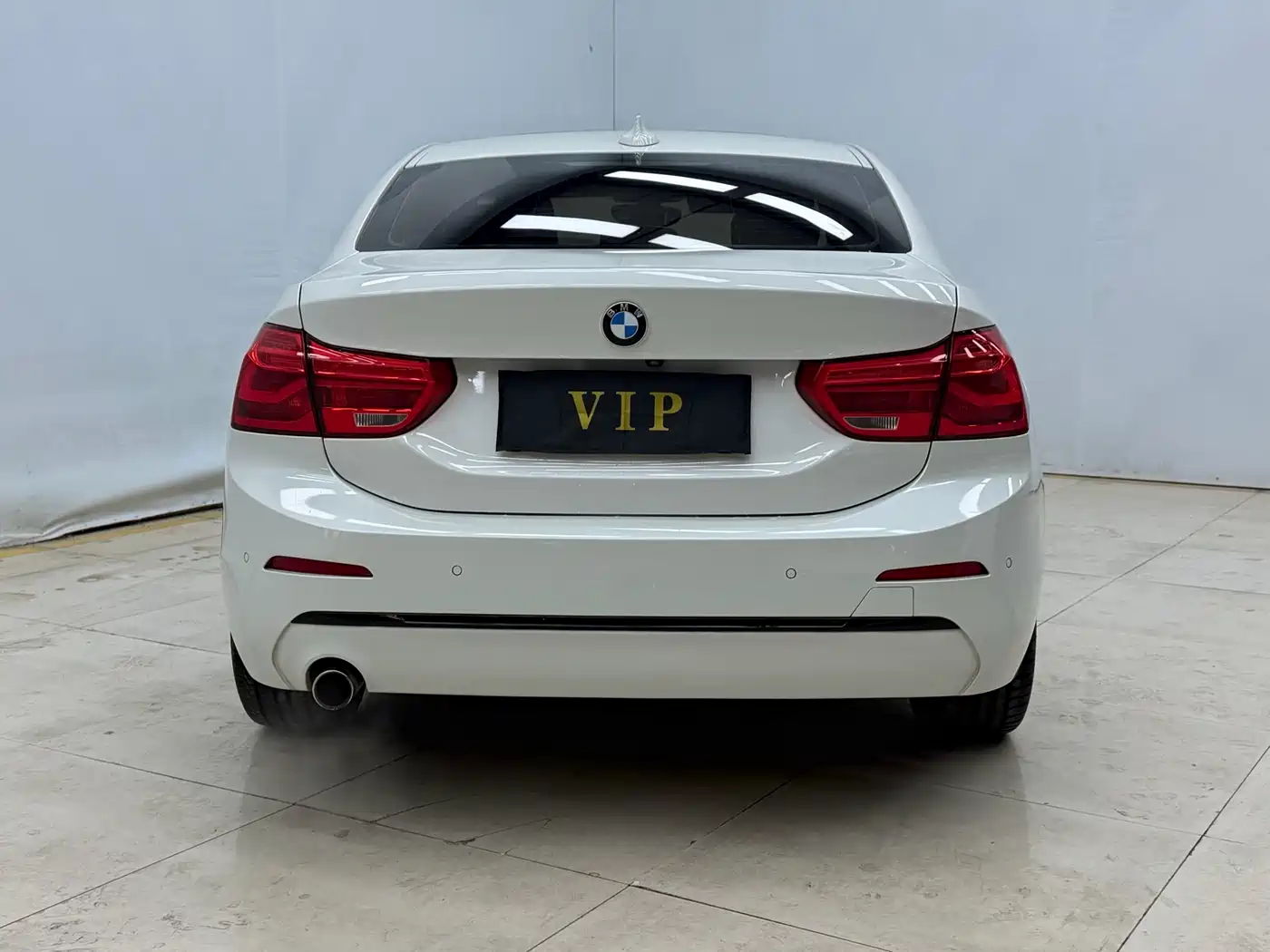 BMW 1 Series 2018 118i Sport Edition фото 10