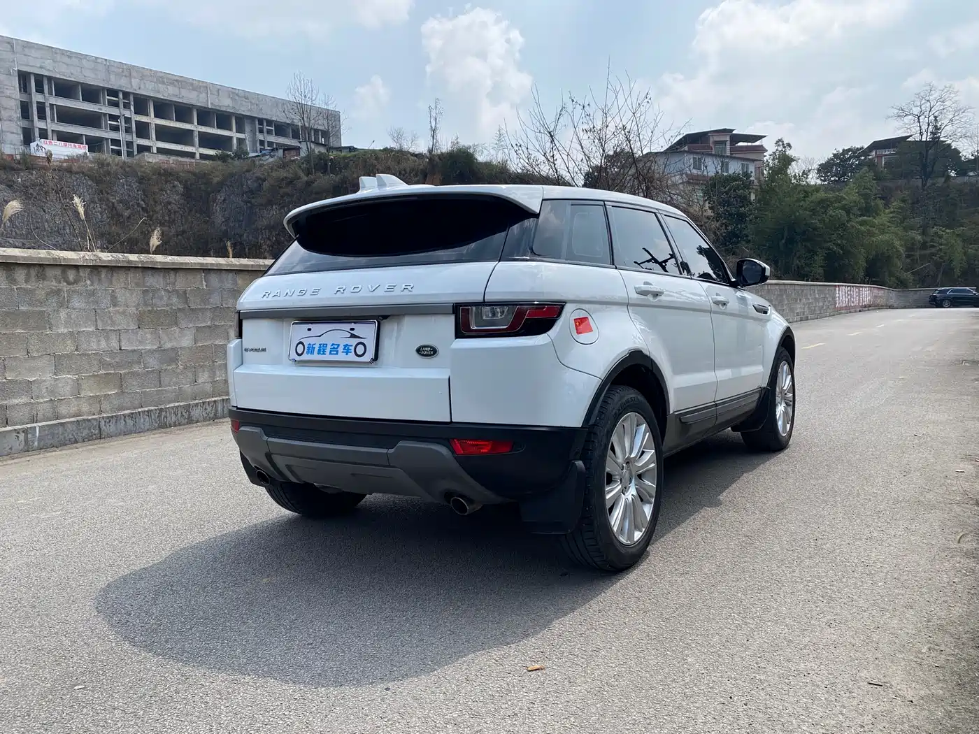 Land Rover Range Rover Evoque 2018 240PS SE Smart Edition фото 6