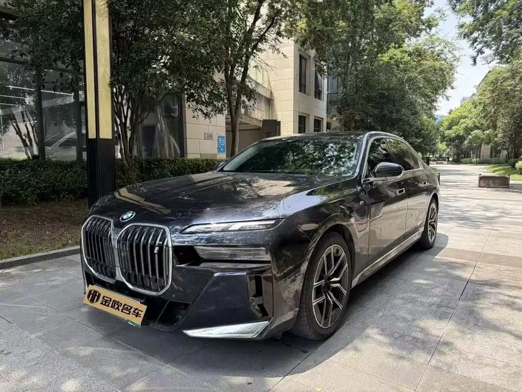 BMW i7 2025 2023 eDrive50L Leading M Sport Package