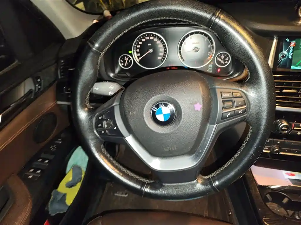 BMW X3 (Import) 2014 xDrive28i X Design Package фото 3
