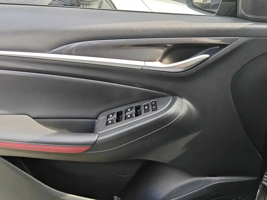 Photo 7 - Changan Eado