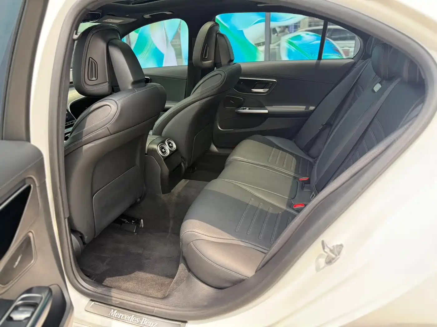 Mercedes-Benz C-Class 2022 Facelift C 260 L Sport фото 10