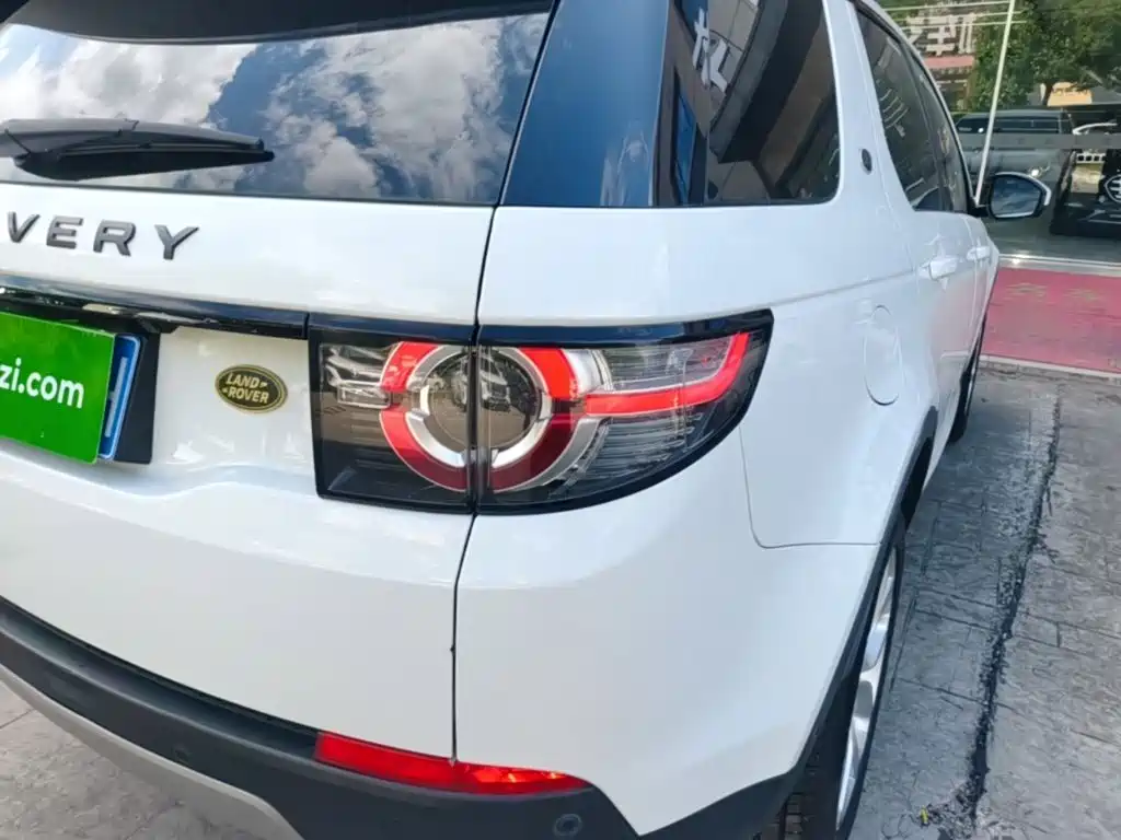 Фото 8 - Land Rover Discovery Sport