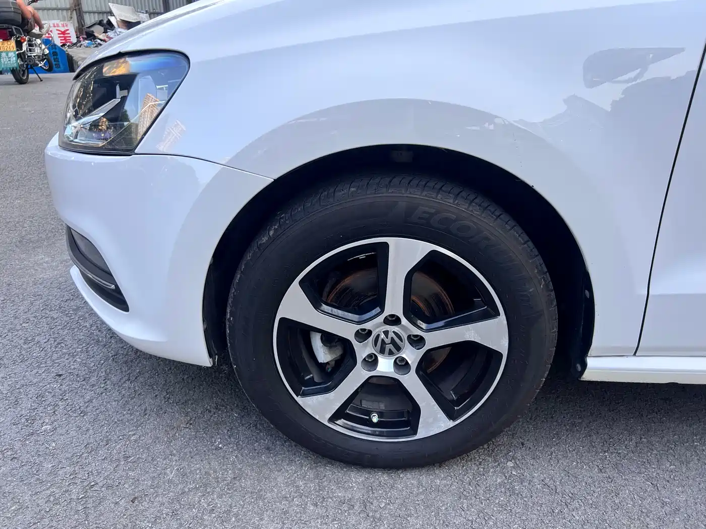 Volkswagen Polo 2016 1.6L Automatic Comfort фото 5
