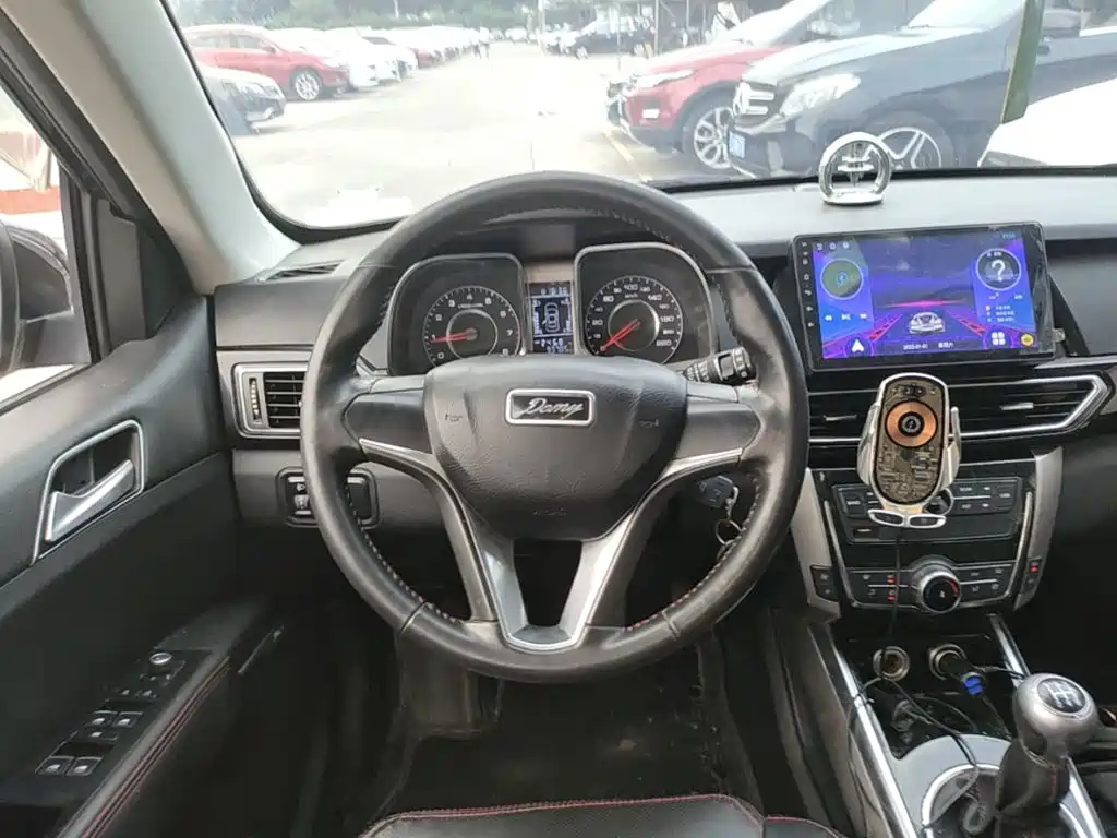 Zotye Damai X5 2019 2017 Value Edition 1.6L Manual Comfort