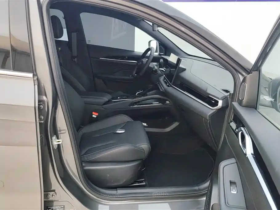 GEELY AUTOMOBILE BINYUE