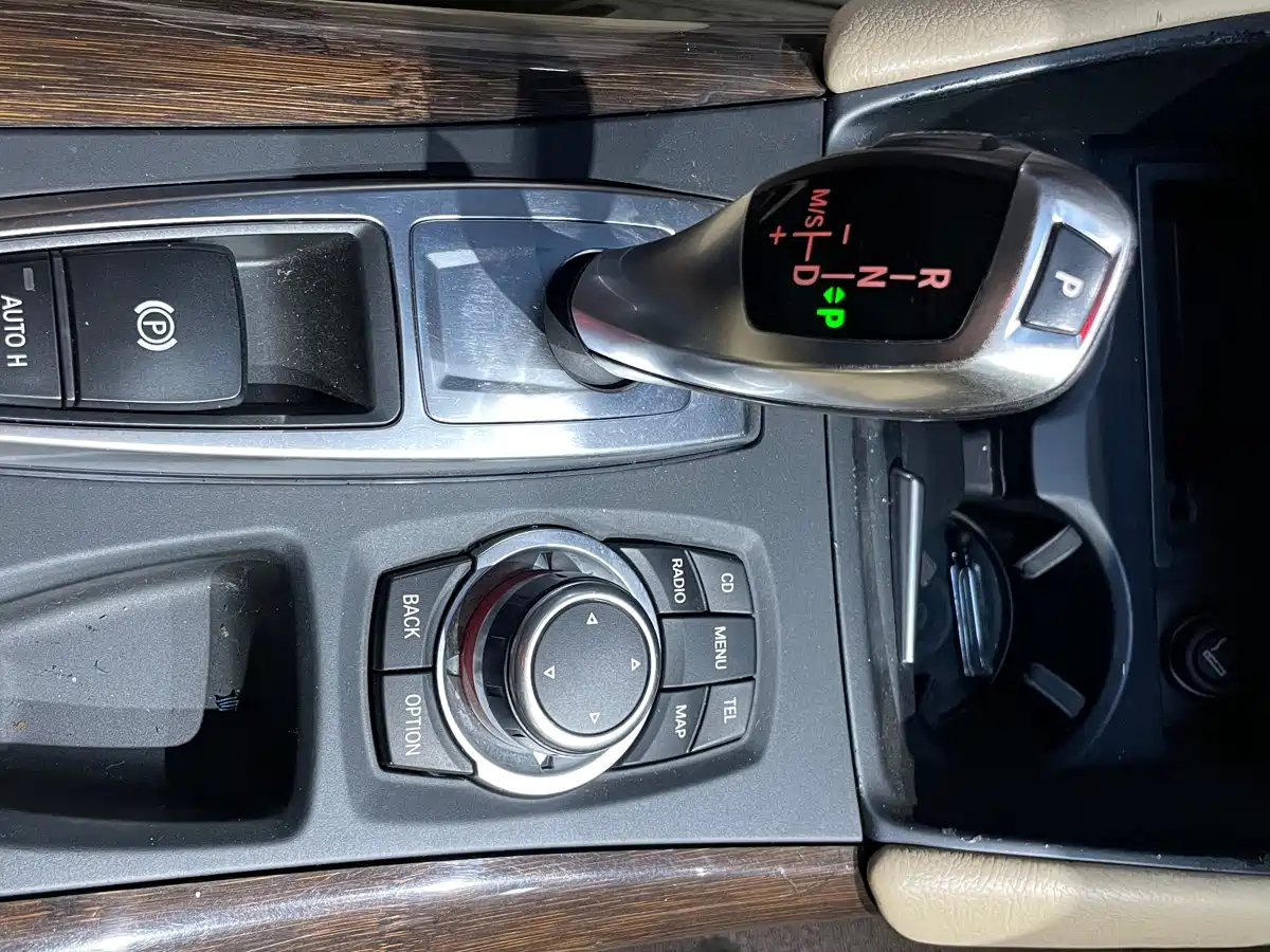 BMW X6 2011 xDrive35i фото 10