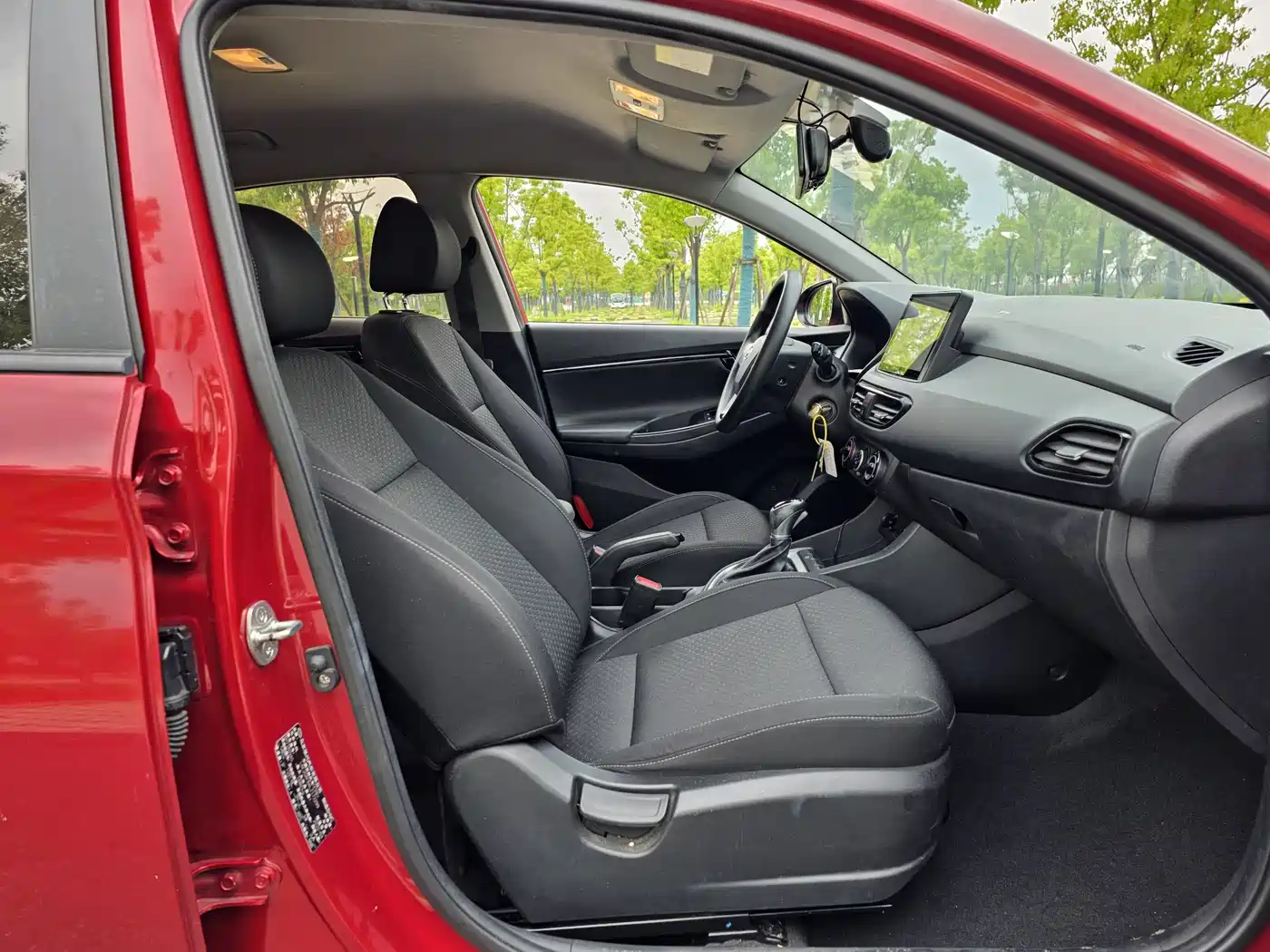 Hyundai Elantra 2020 1.6L Auto GL Pleasing Edition фото 11