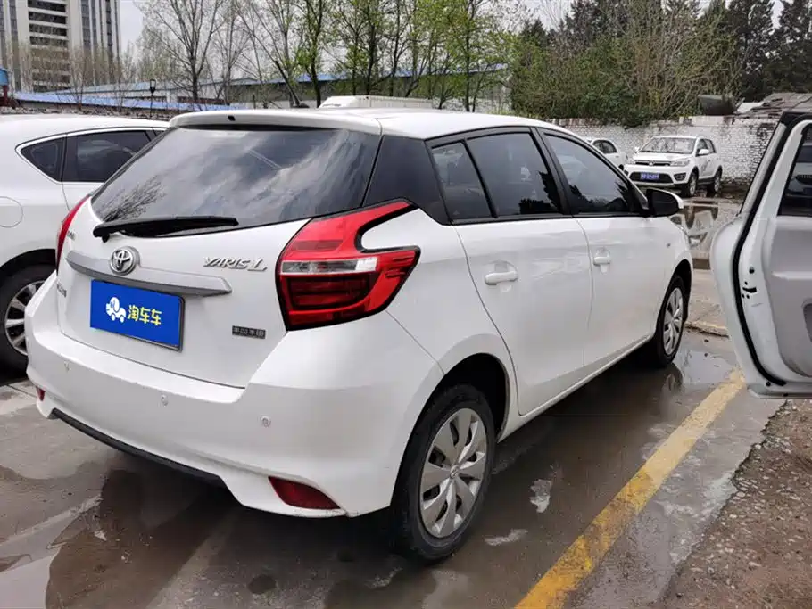 TOYOTA YARIS L ZHIXUAN