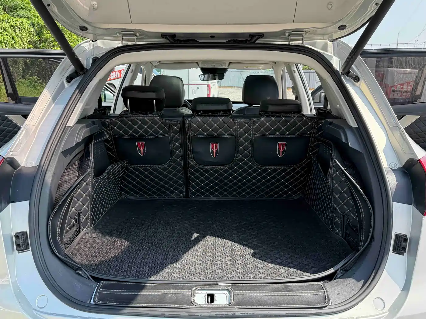 Hongqi HS5 2019 2.0T Smart Connect Enjoy Edition фото 15