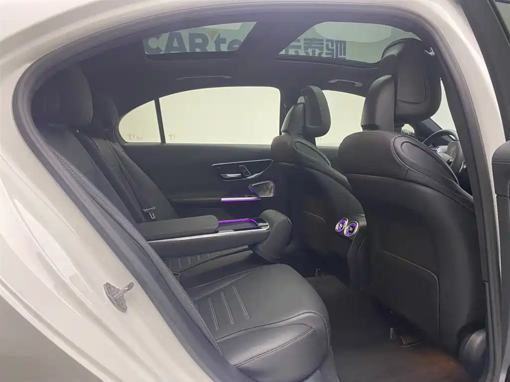 Mercedes-Benz C-Class 2022 Facelift C 260 L Night Edition Sport фото 24