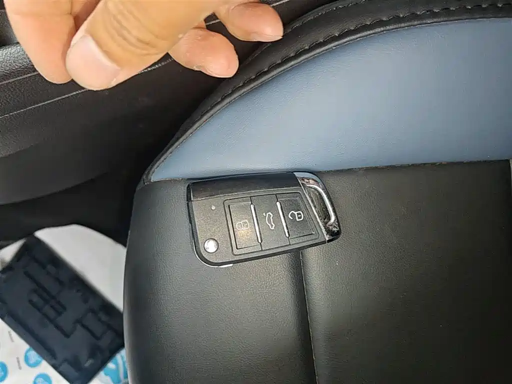 Volkswagen Lavida 2024 Model 1.5L Automatic Delight Edition фото 9