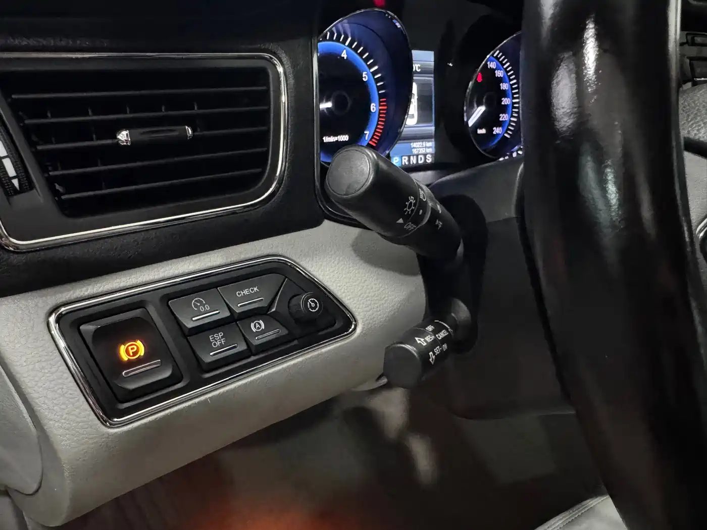 Hongqi H7 2015 2015 1.8T Luxury Type