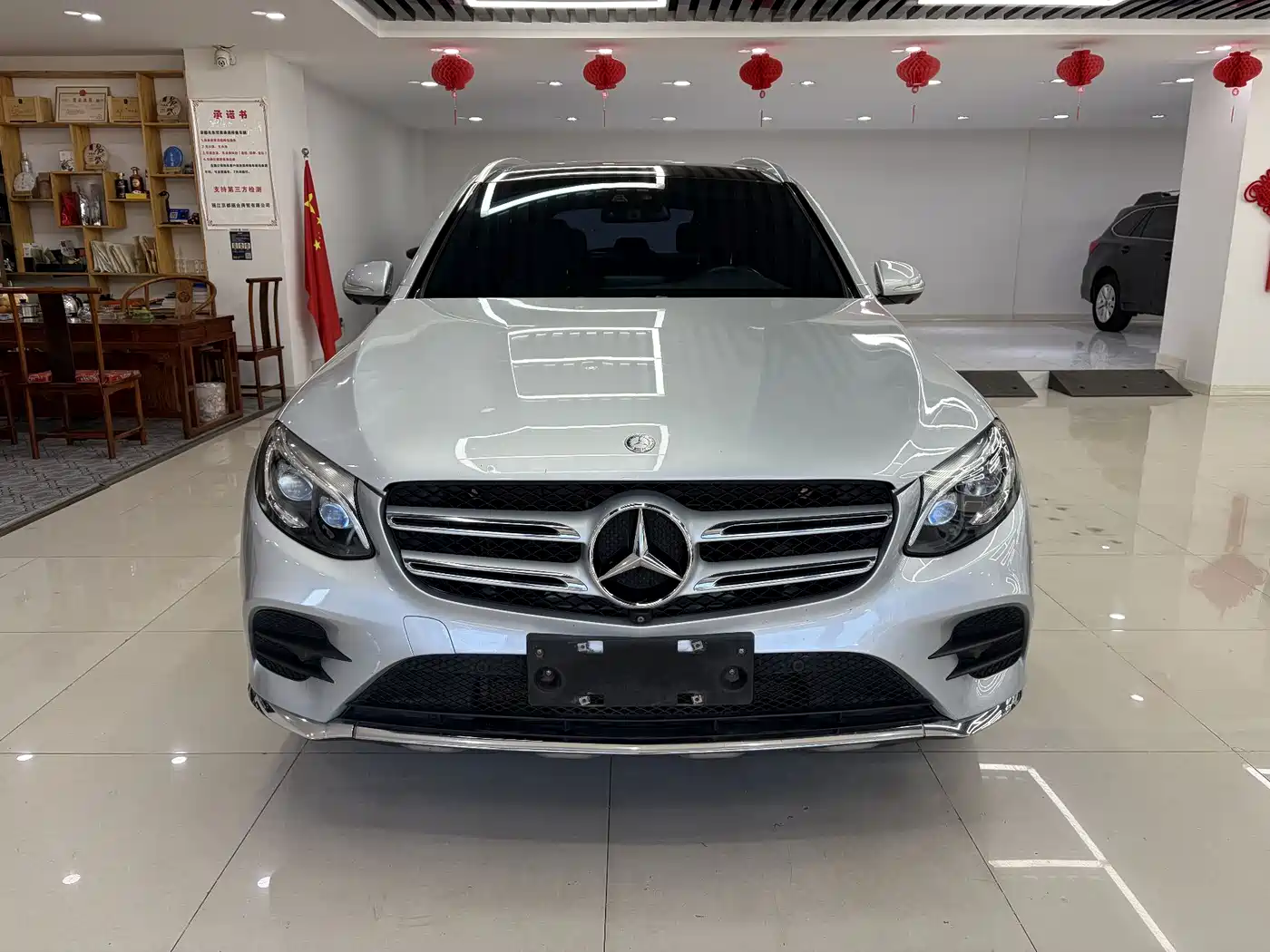 Mercedes-Benz GLC 2017 GLC 300 4MATIC Dynamic фото 2